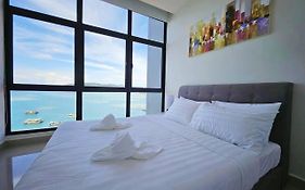 Sunset Seaview Studio Apartment At Kota Kinabalu City Centre