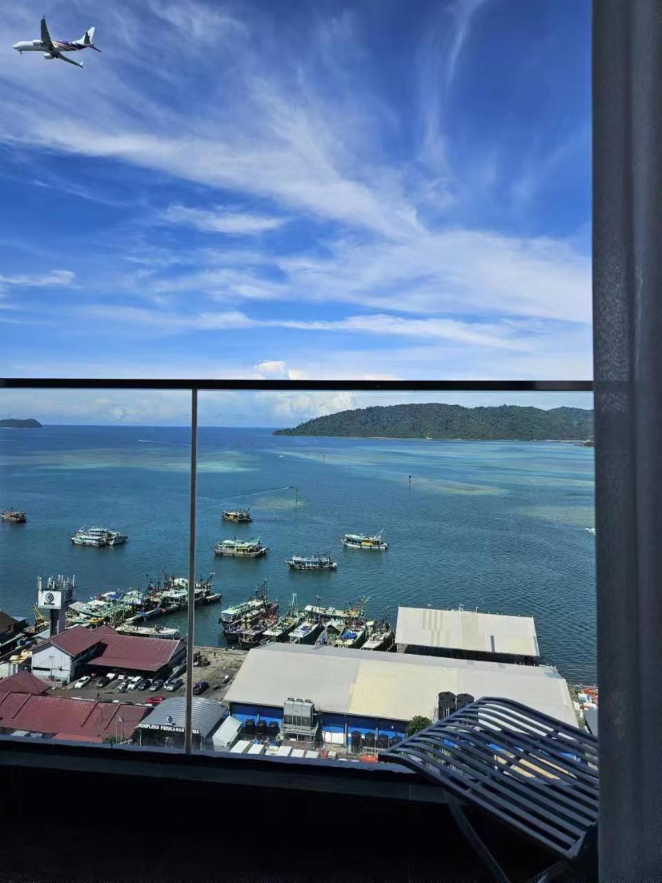 Sunset Seaview Studio Apartment At Kota Kinabalu City Centre 外观 照片