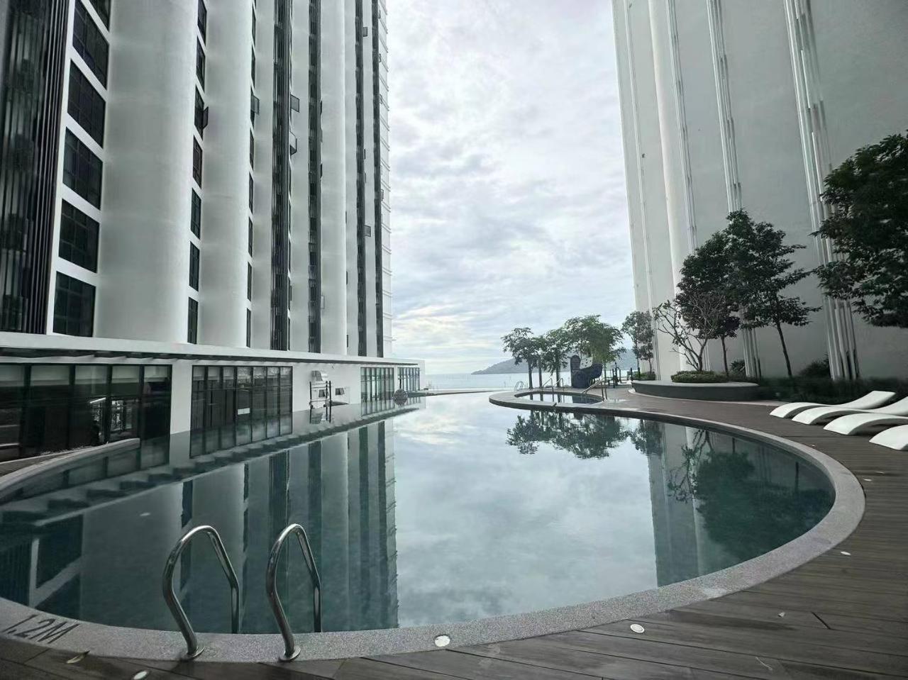 Sunset Seaview Studio Apartment At Kota Kinabalu City Centre 外观 照片